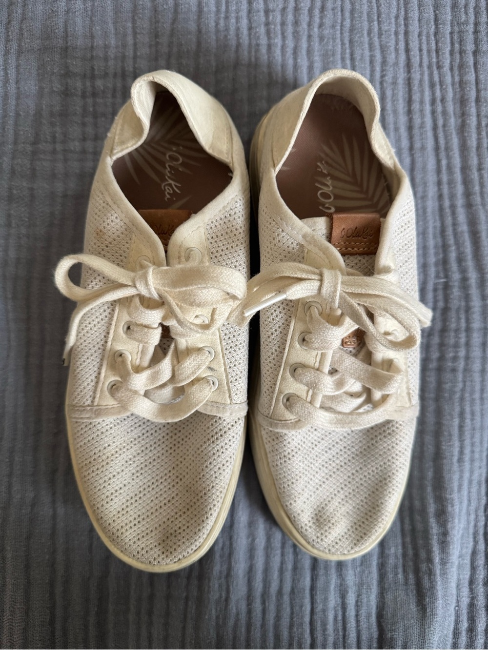 OluKai Pehuea Li Cream Mesh Slip On Sneakers 6.5